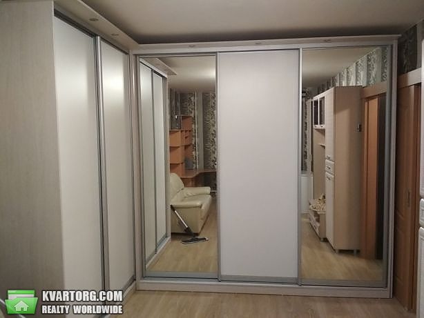 Rent out 1-room apartment. Киев,  Теремковская — photo 4