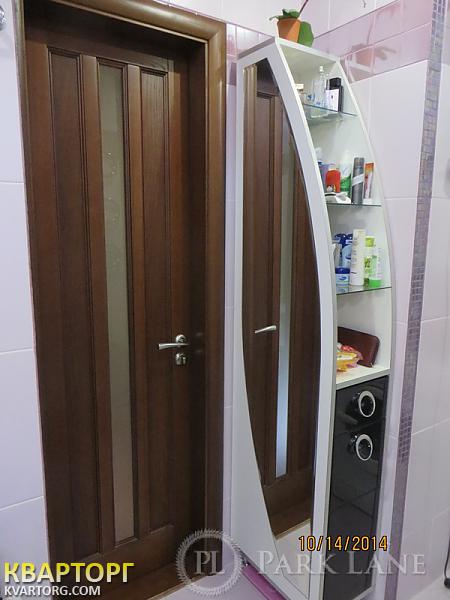 Sell 3-room apartment. Киев,  Бажана — photo 3
