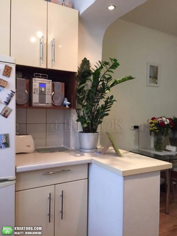 Sell 1-room apartment. Киев,  Пчелки — photo 1