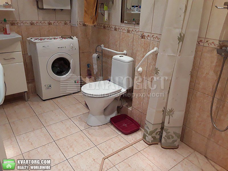 Rent out 3-room apartment. Киев,  Грушевского — photo 5