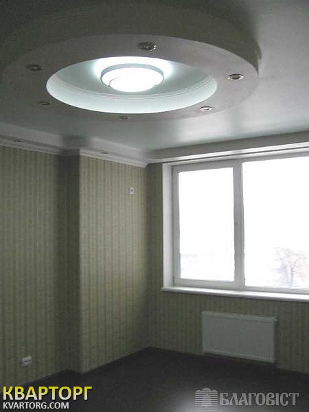 Sell 4-room apartment. Киев,  40-летия Октября просп — photo 4