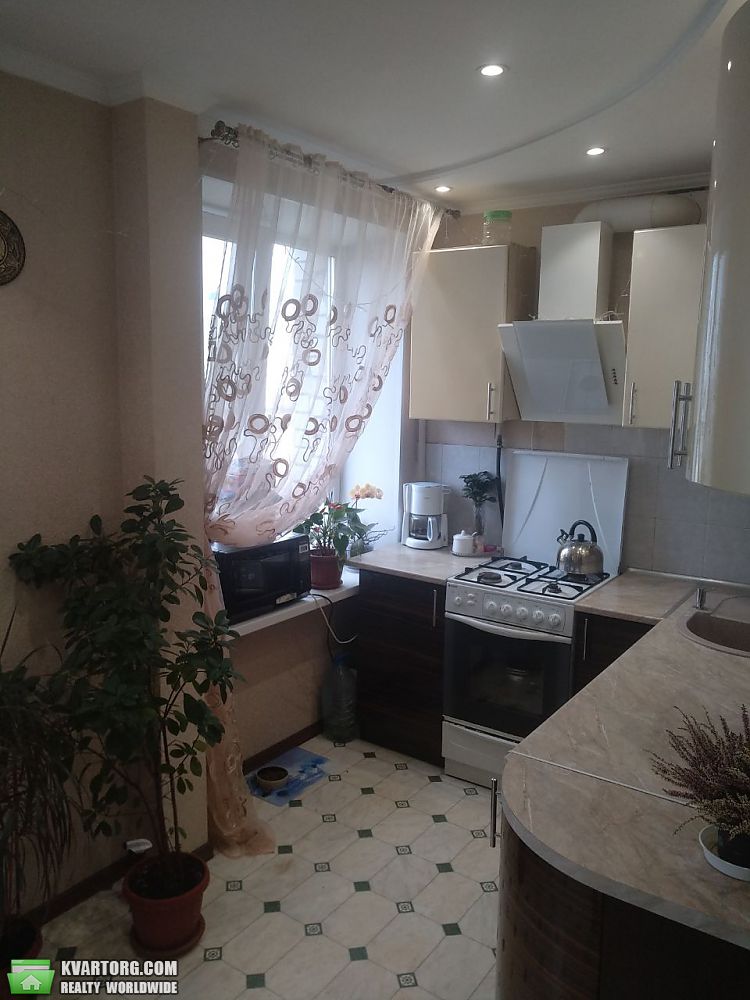 Sell 2-room apartment. Киев,  Красноткацкая — photo 1