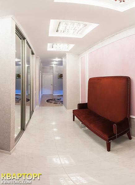 Sell 4-room apartment. Киев,  Драгомирова — photo 2
