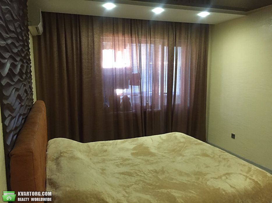 Sell 2-room apartment. Киев,  Западынская — photo 9