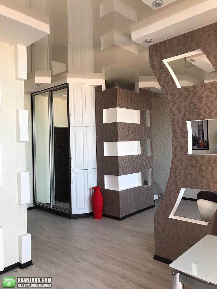 Rent out 1-room apartment. Одесса, Французский бульвар — photo 9