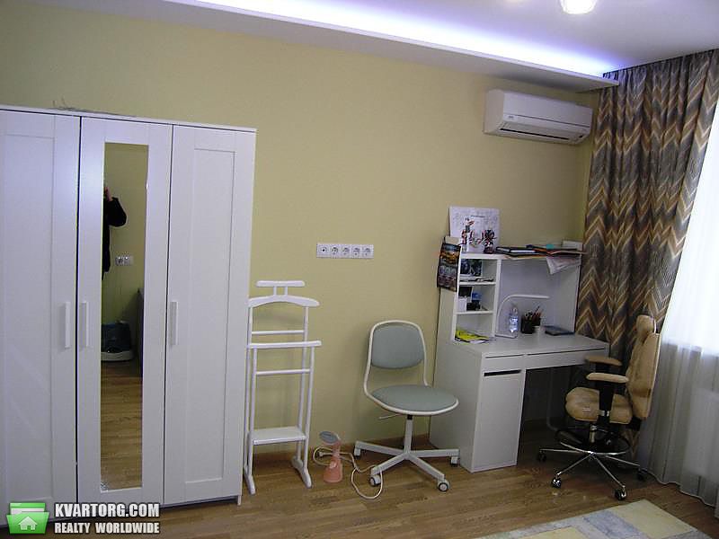 Rent out 3-room apartment. Киев,  Гарматная — photo 8