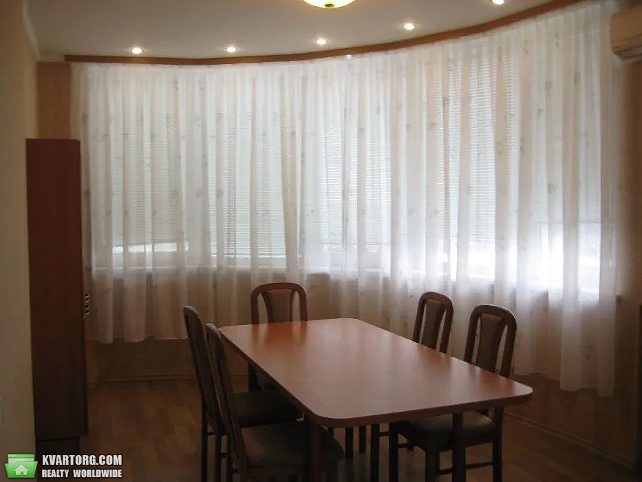 Sell 3-room apartment. Киев,  Никольско-Слободская — photo 2