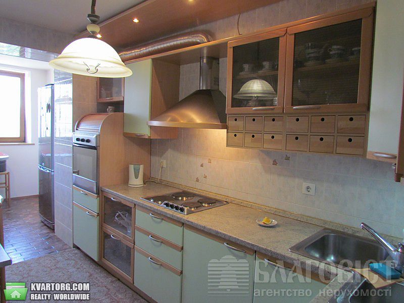 Sell 4-room apartment. Киев,  Соломенская — photo 3