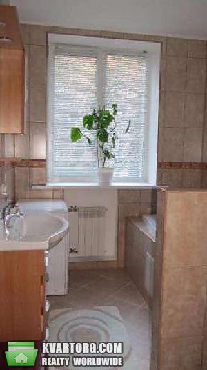 Sell 2-room apartment. Киев, Братская — photo 4