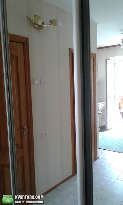 Sell 2-room apartment. Киев,  Высоцкого бул — photo 4