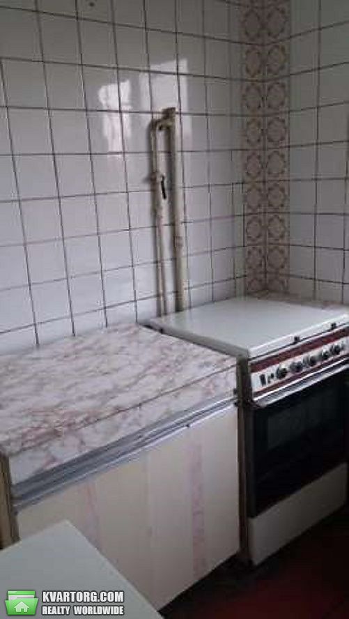 Sell 2-room apartment. Киев,  Метростроевская — photo 3