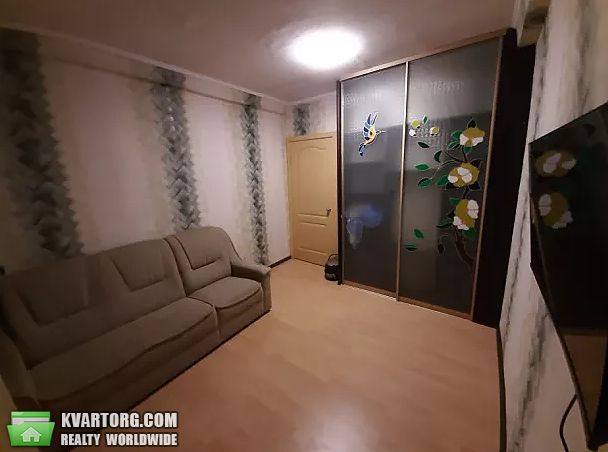 Rent out 2-room apartment. Киев, гаврилишина — photo 4