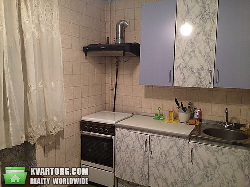 Sell 2-room apartment. Киев,  Нежинская — photo 3