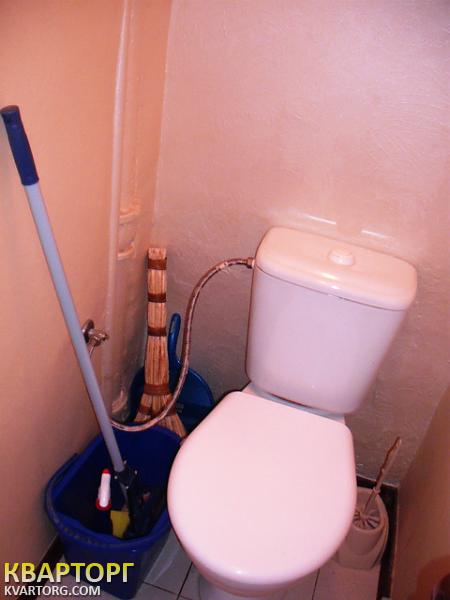 Rent out 2-room apartment. Киев, Мишина Михаила ул. — photo 1