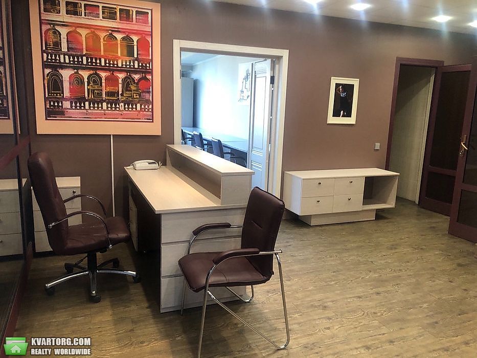 Rent out office. Киев, Старонаводницкая — photo 4