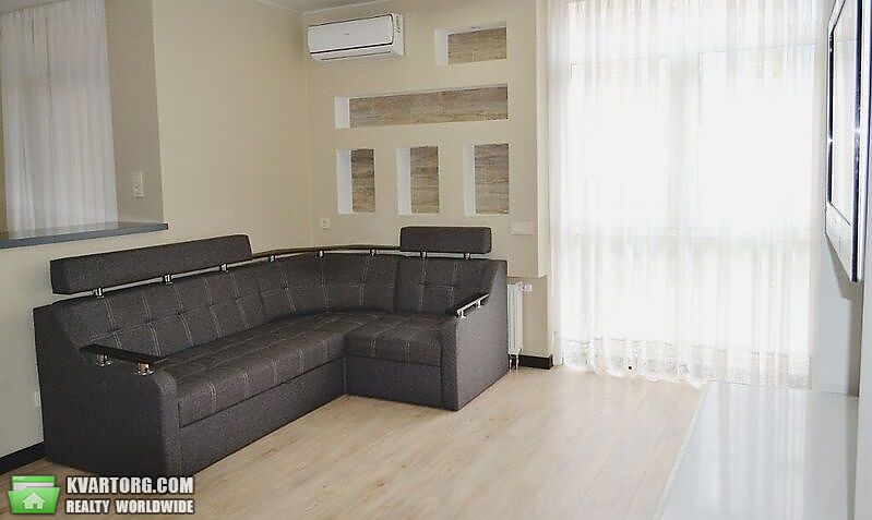 Sell 3-room apartment. Киев, Регенераторная — photo 2