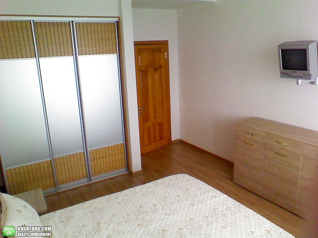 Sell 3-room apartment. Киев, Харьковское шоссе — photo 3