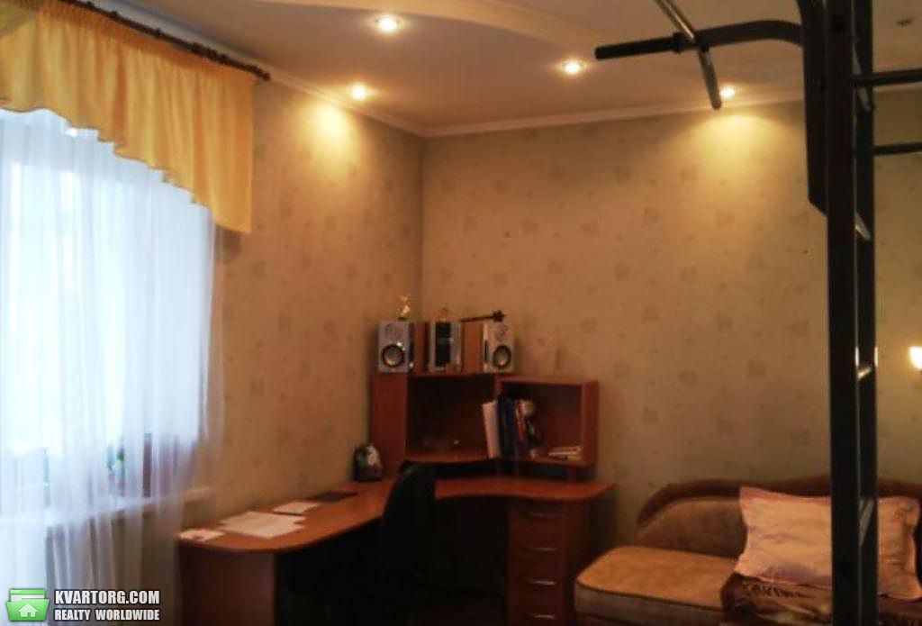 Rent out 3-room apartment. Киев,  Мельникова — photo 3