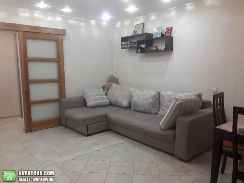 Sell 4-room apartment. Киев,  Тростянецкая — photo 4