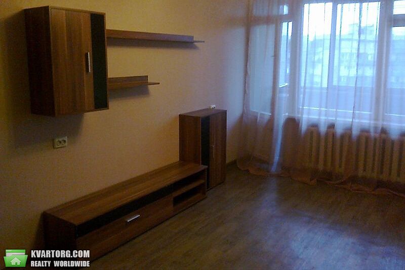 Sell 1-room apartment. Киев,  Тычины пр — photo 3