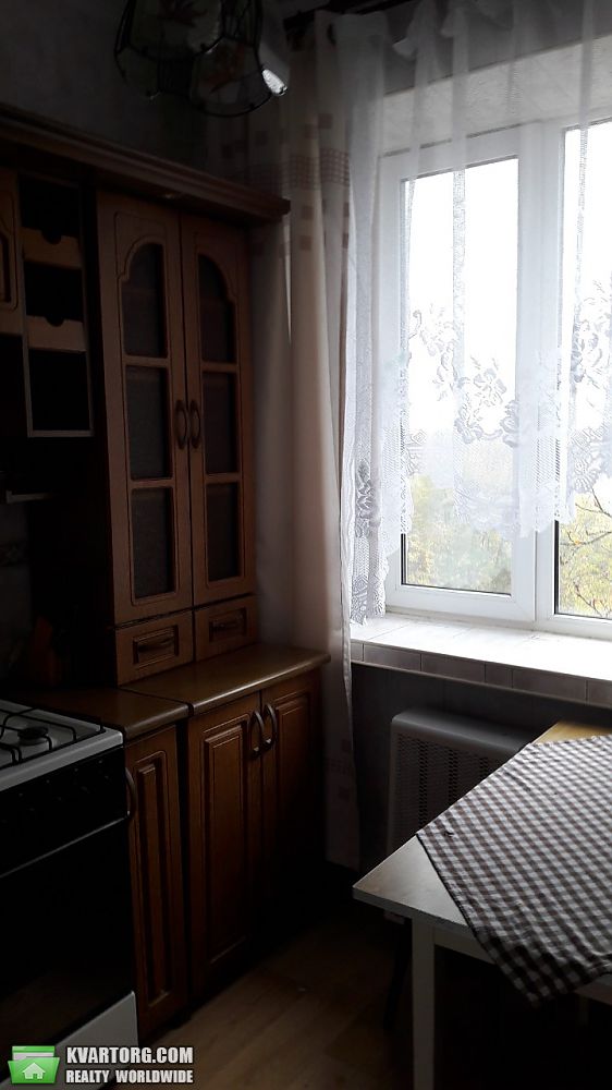 Rent out 1-room apartment. Киев,  Козицкого — photo 3