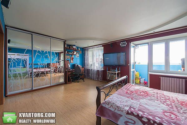 Sell 3-room apartment. Киев,  Стадионная — photo 8