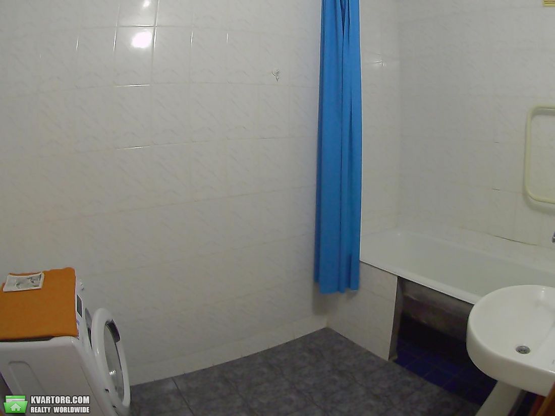 Rent out 2-room apartment. Киев,  Ахматовой — photo 3