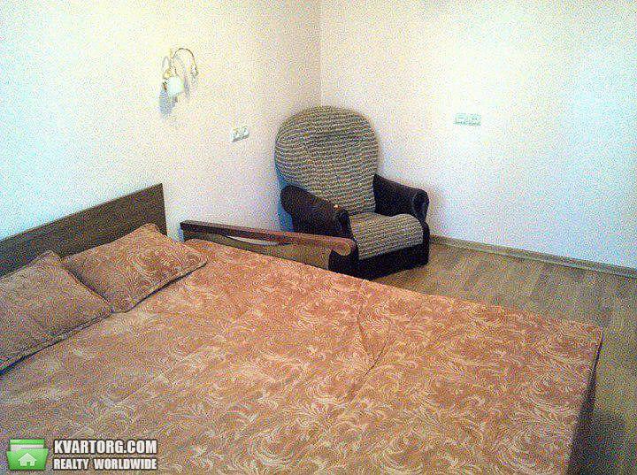 Rent out 3-room apartment. Киев,  Туполева — photo 1