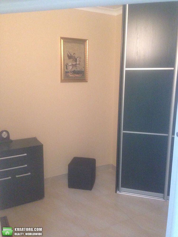 Sell 2-room apartment. Киев,  Ломоносова — photo 5