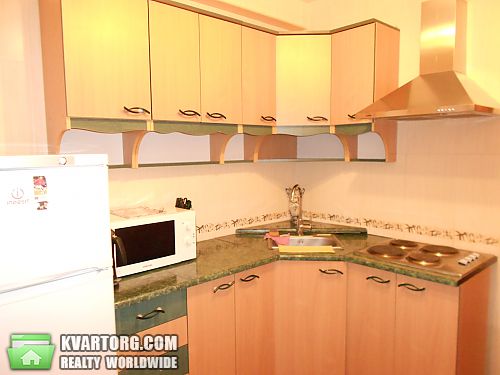 Rent out 2-room apartment. Днепропетровск, Дзержинского — photo 1