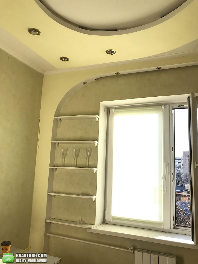 Rent out 2-room apartment. Киев,  Декабристов — photo 9