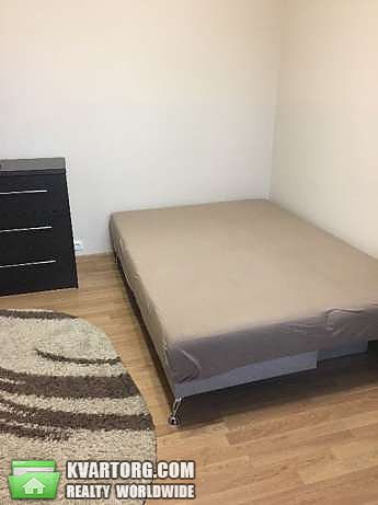 Rent out 2-room apartment. Киев,  Харьковское шоссе — photo 1