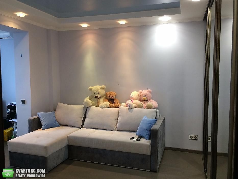 Sell 2-room apartment. Киев,  Бажана — photo 4