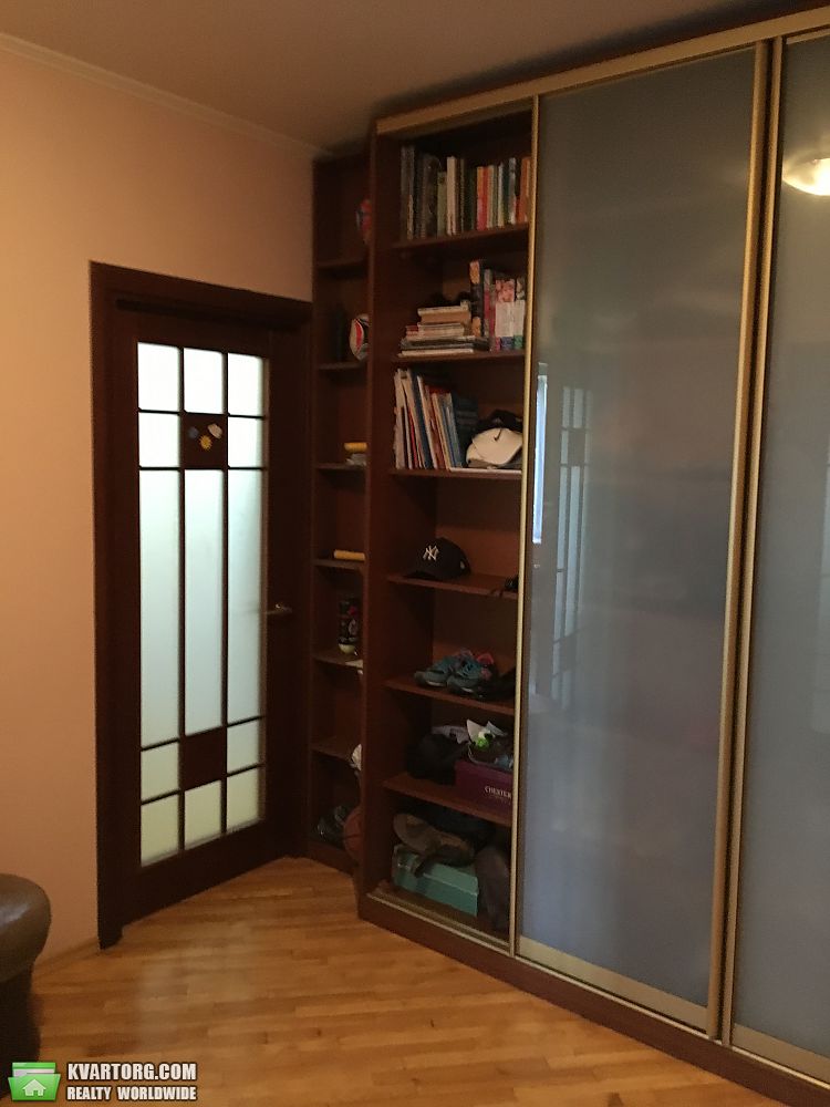 Sell 3-room apartment. Киев,  Героев Днепра пр. — photo 3