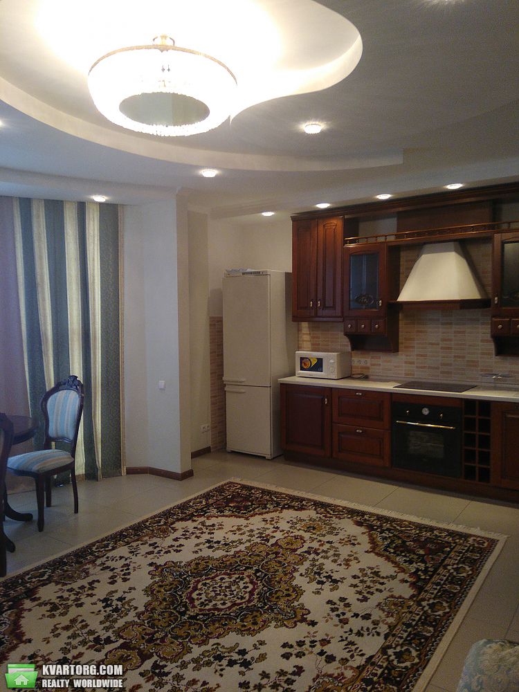 Rent out 3-room apartment. Киев,  Харьковское шоссе — photo 5