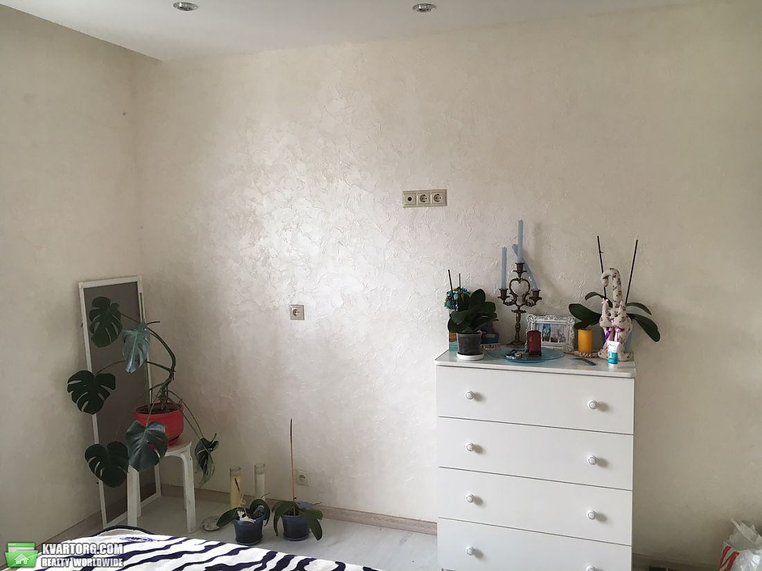 Sell 3-room apartment. Киев,  Срибнокильская — photo 4