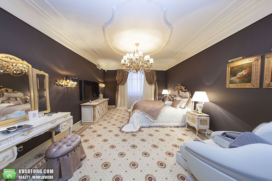 Sell multi-room apartment. Киев, Щорса — photo 7