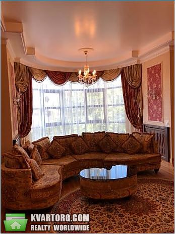 Rent out 3-room apartment. Киев,  Крещатик — photo 2