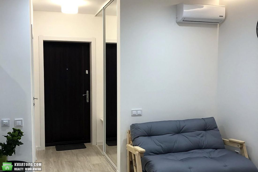 Rent out 1-room apartment. Киев,  Глубочицкая — photo 5