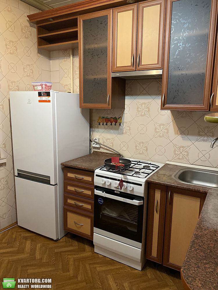 Rent out 3-room apartment. Бровары,  Черняховского — photo 8
