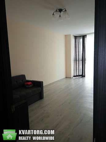 Rent out 1-room apartment. Киев,  Драгоманова — photo 2