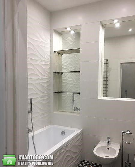Rent out 2-room apartment. Киев,  Заречная — photo 8