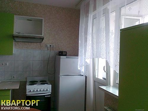 Rent out 1-room apartment. Киев, Пчелки Елены ул. — photo 1