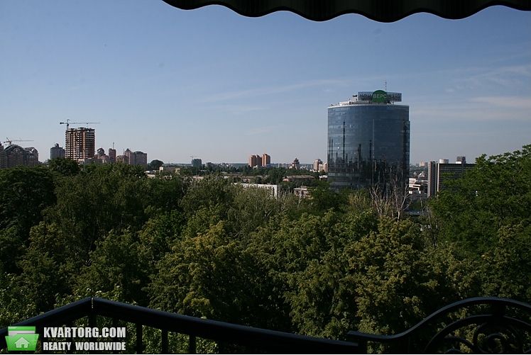 Sell 4-room apartment. Киев,  Богомольца — photo 10
