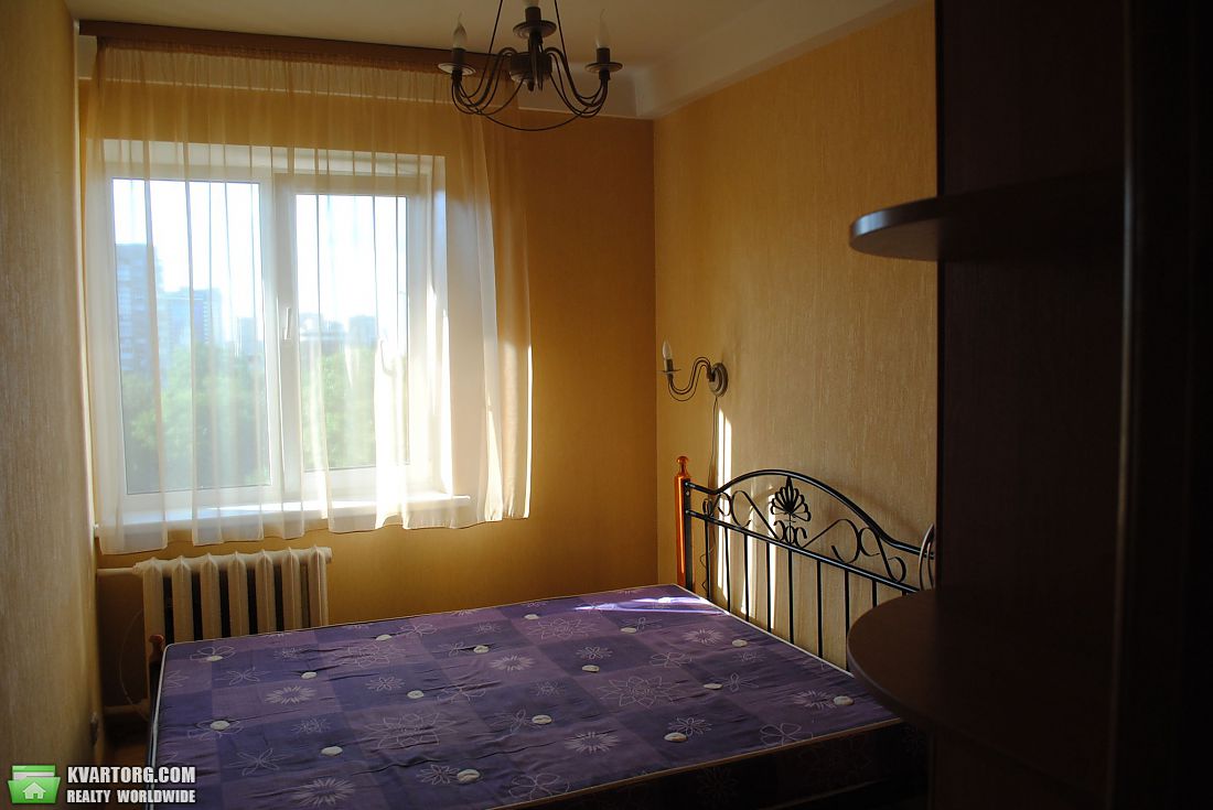 Rent out 3-room apartment. Киев, Полеханова — photo 2