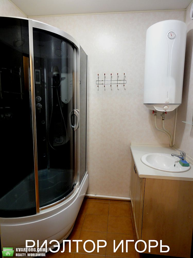 Rent out 2-room apartment. Одесса, Радужный Массив — photo 7