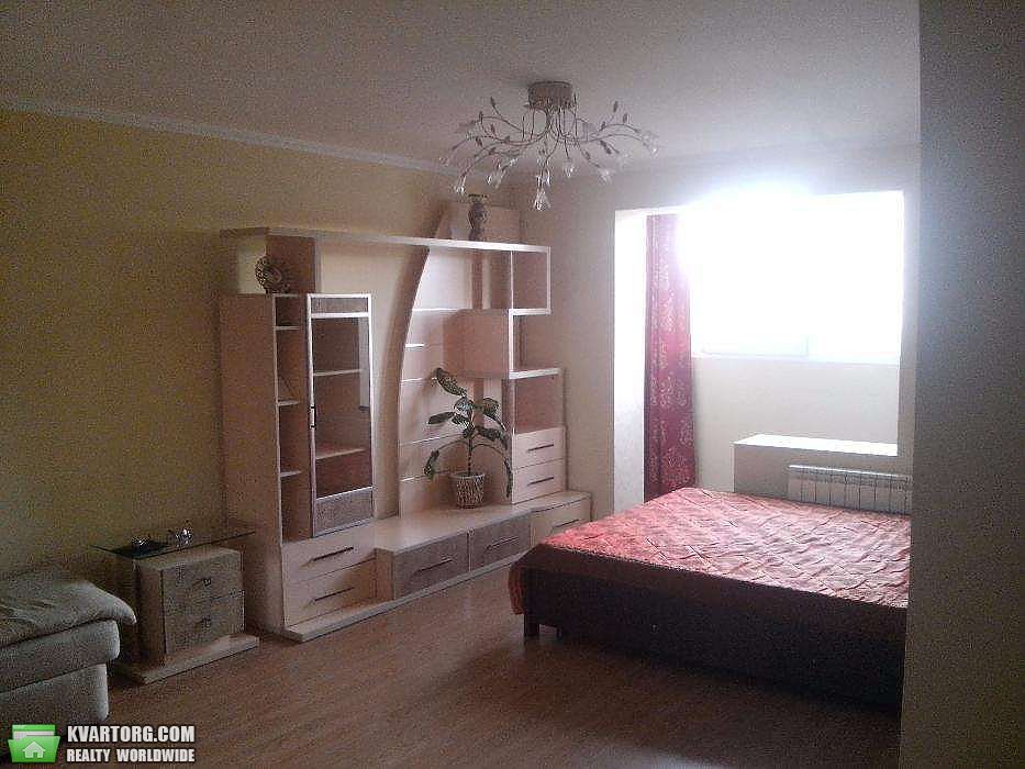 Sell 1-room apartment. Киев,  Бондарская — photo 1