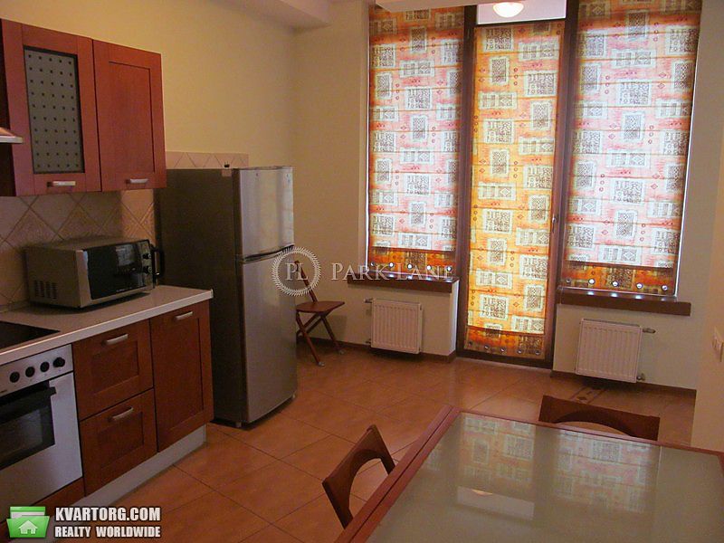 Rent out 2-room apartment. Киев,  Жилянская — photo 6