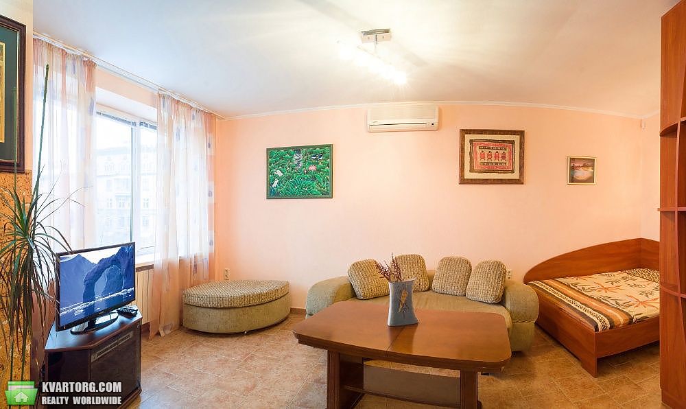 Rent out 1-room apartment. Киев,  Никольско-Ботаническая — photo 3