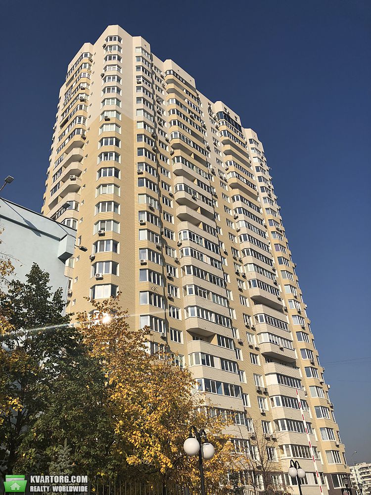 Sell 4-room apartment. Киев,  Малиновского — photo 1